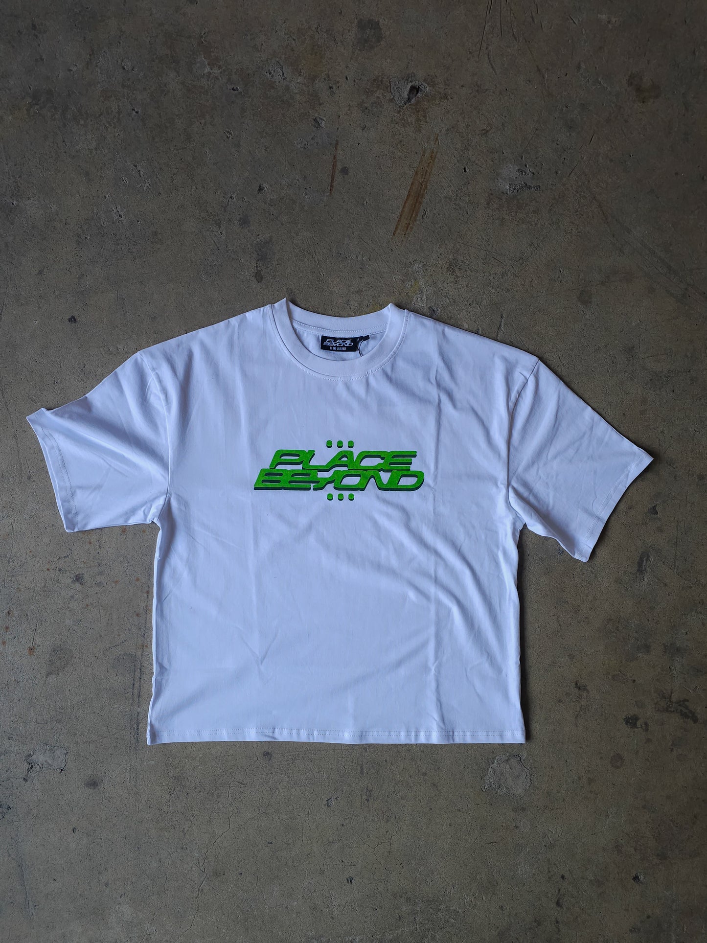 B.T.V T-SHIRT